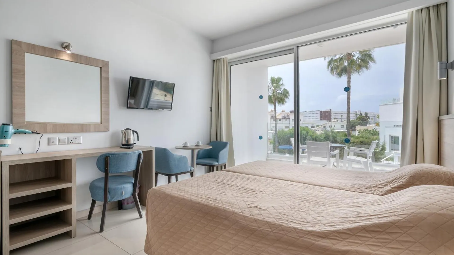 Bellini Hotel Ayia Napa Aparthotel